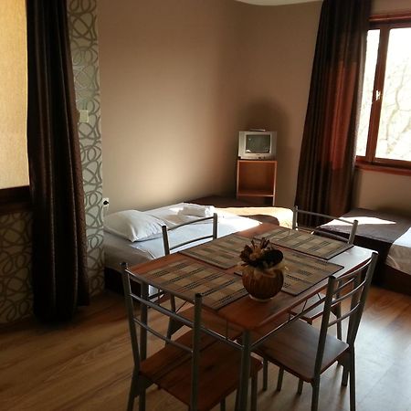 Hristovi Apartments & Studios Pomorie Ngoại thất bức ảnh