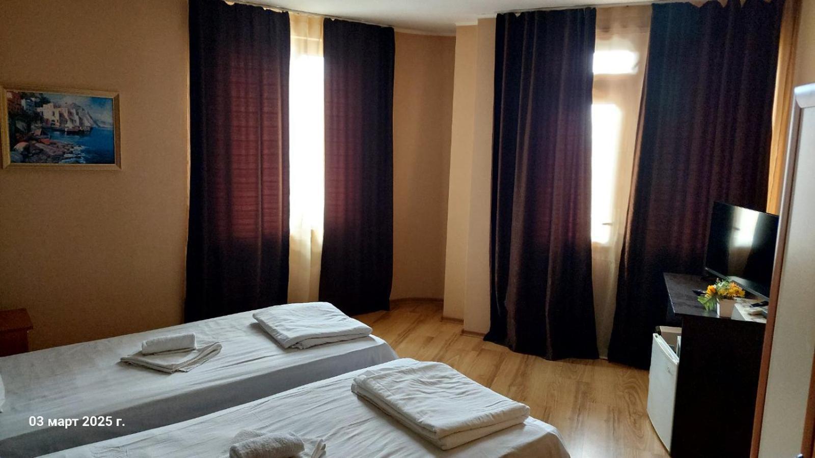 Hristovi Apartments & Studios Pomorie Ngoại thất bức ảnh