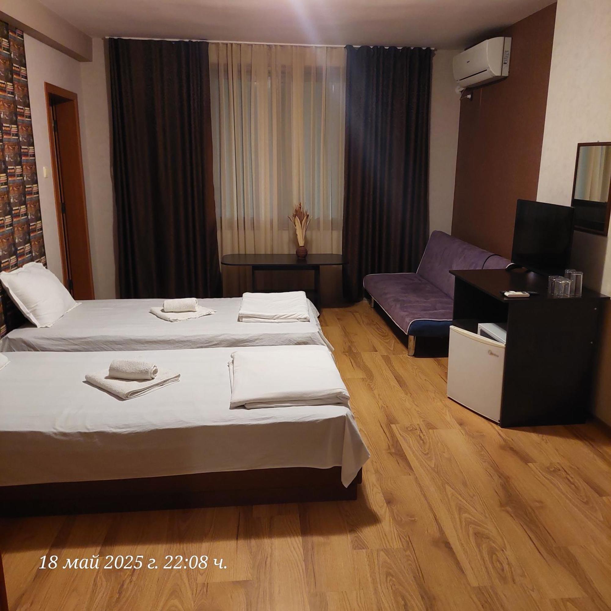 Hristovi Apartments & Studios Pomorie Ngoại thất bức ảnh
