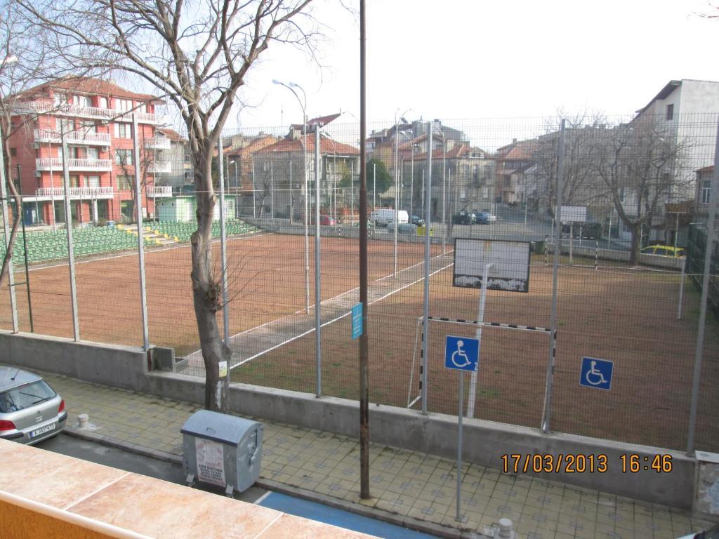 Hristovi Apartments & Studios Pomorie Ngoại thất bức ảnh