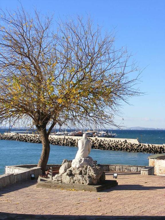 Hristovi Apartments & Studios Pomorie Ngoại thất bức ảnh